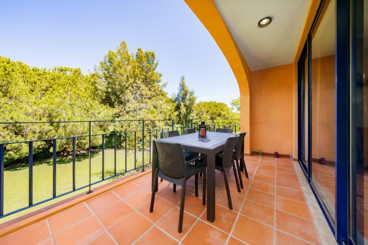 Al - Apartamento Vila Sol F5 Ah 奎特里拉 外观 照片